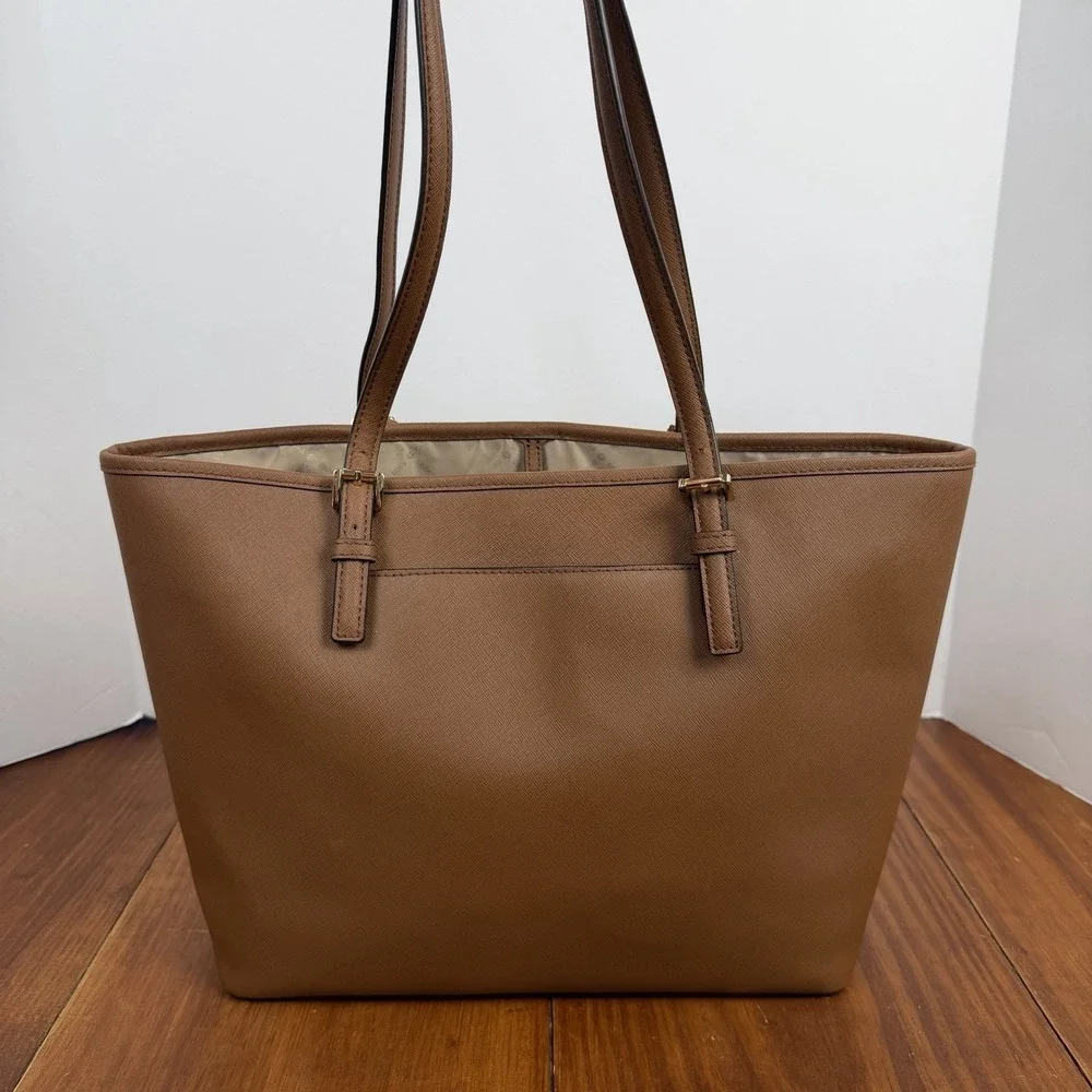 Michael‎ Kors Jet Set Medium Tote Saffiano Leather Lobster Clasp Luggage Brown